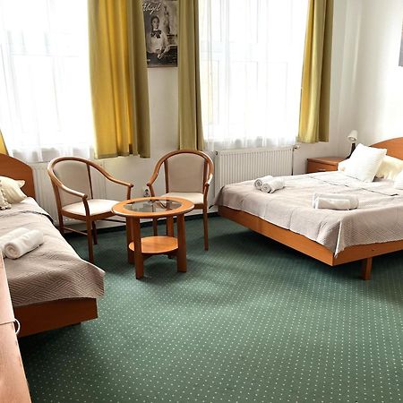Broadway City Guesthouse Budapest Exterior foto