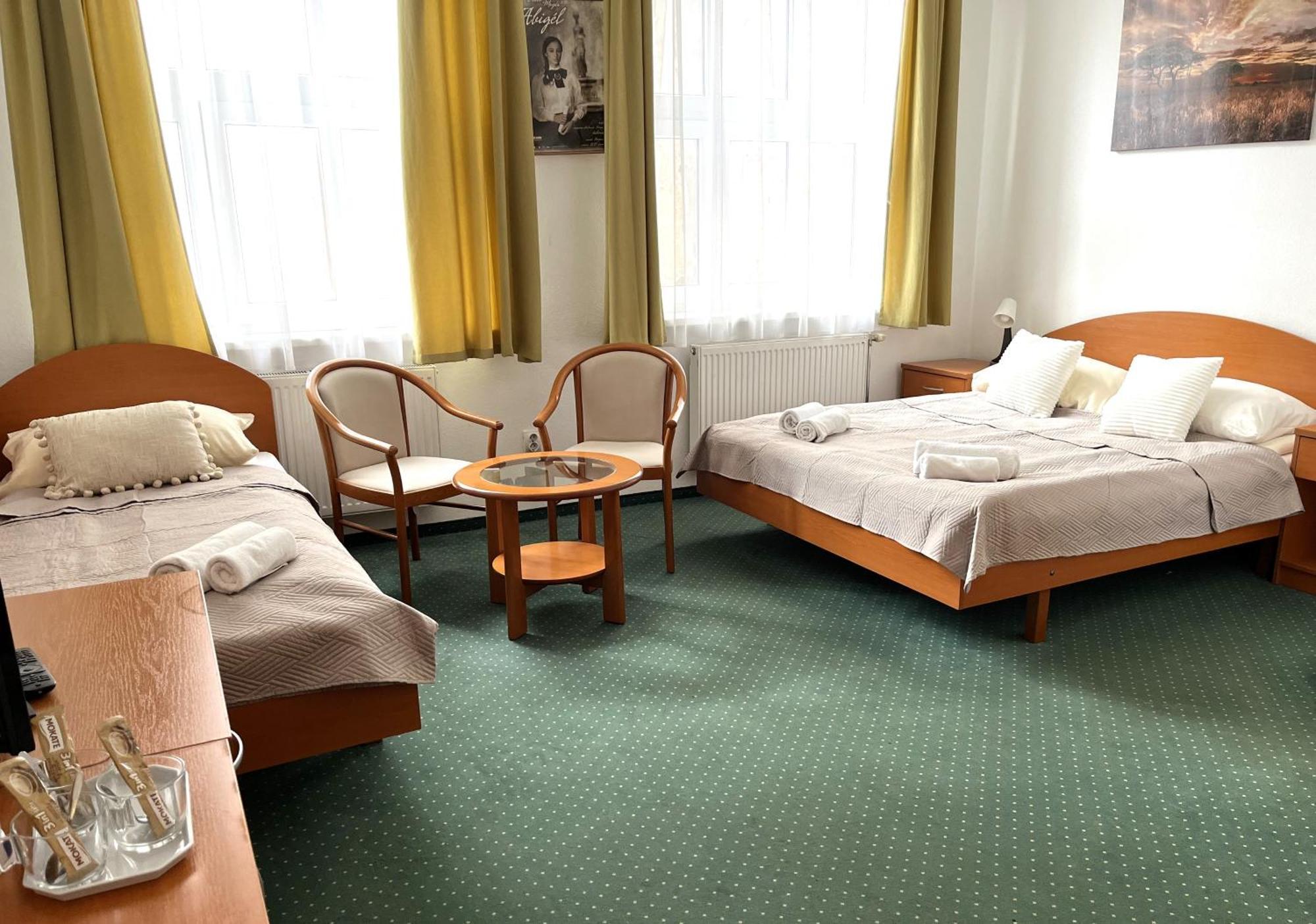 Broadway City Guesthouse Budapest Exterior foto